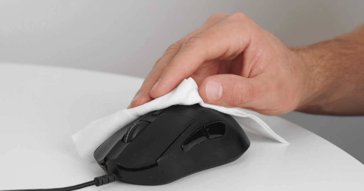How to Clean Mouse Grips
